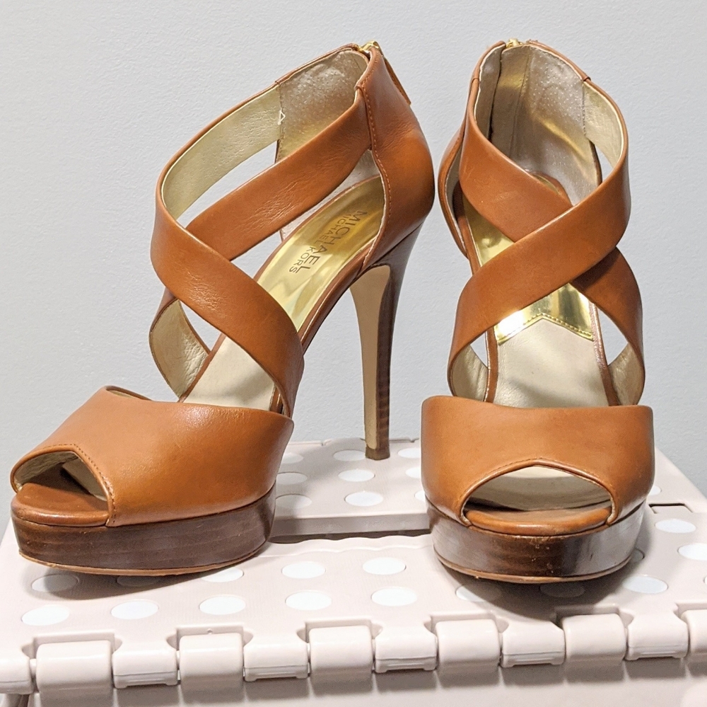Michael Kors Ariel Platform Leather Dress Sandals Size 8